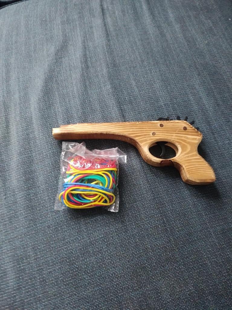 Houten pistool met elastiek (munitie), Ophalen of Verzenden