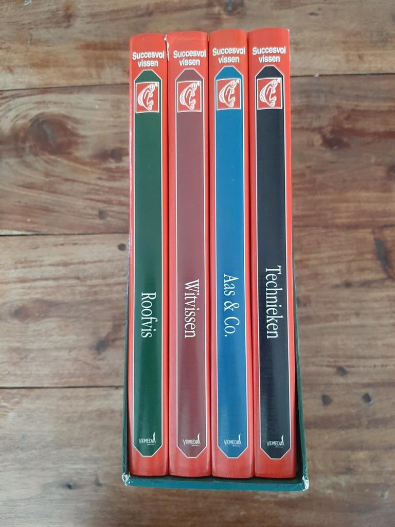 Succesvol Vissen - (Cassette 4 boeken / Hengelsport), Ophalen of Verzenden, Zo goed als nieuw