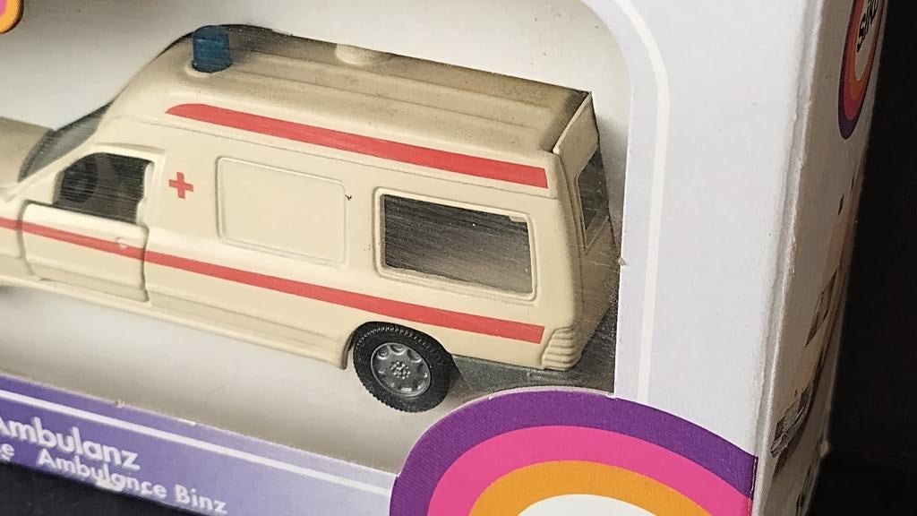 Mercedes Benz 260E w124 Binz Ambulance 1:55 Siku Pol, Hobby en Vrije tijd, Modelauto's | Overige schalen, Schlittenbacherstrasse 60 Lüdenscheid Germany