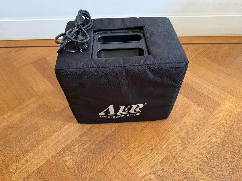 AER Compact 60 acoustic amp, Muziek en Instrumenten, Ophalen of Verzenden, Gebruikt, Gitaar, 50 tot 100 watt