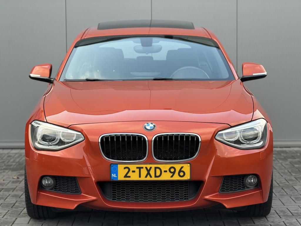 BMW 1-serie 116i M Sport High Executive | Schuifdak | Harman, Gebruikt, 650 kg, 1598 cc, 17 km/l