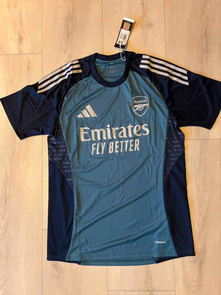 Origineel en nieuw trainingsshirt Arsenal maat M, Maat M, Ophalen of Verzenden, Nieuw, Shirt