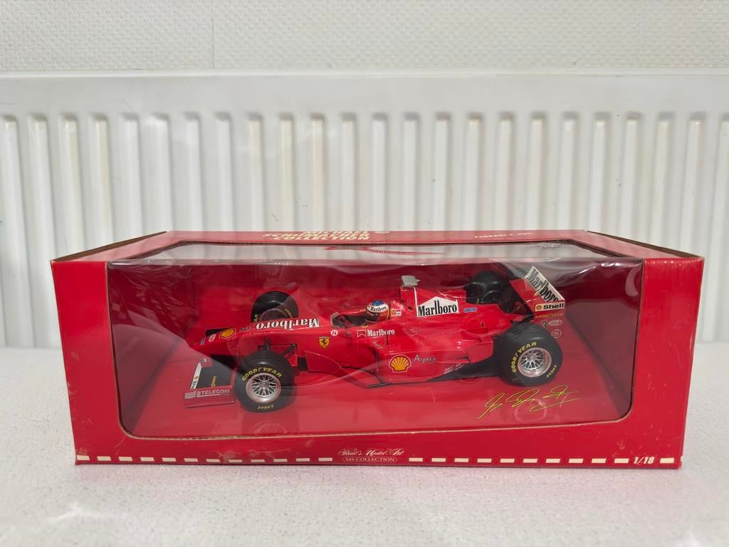 1:18 F1 Ferrari F300 Marlboro Michael Schumacher 1998, Ophalen of Verzenden, Zo goed als nieuw, Auto, MiniChamps
