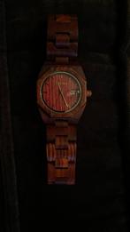 Houten horloge (kerskleur) van Bewell, Overige merken, Leer, Staal, Ophalen of Verzenden