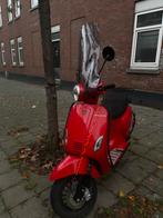 Prachtige scooter, rijdt niet meer, Fietsen en Brommers, Snorfietsen en Snorscooters, Ophalen, Gebruikt, Benzine, Overige merken