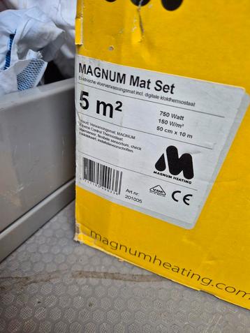 Magnum elektrische vloerverwarming, mat set, met thermostaat beschikbaar voor biedingen