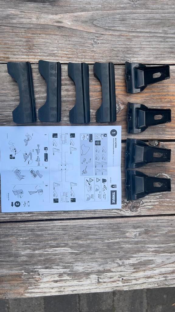 Thule Kit 145166 (oa Skoda Rapid Spaceback), Auto diversen, Dakdragers, Zo goed als nieuw, Ophalen of Verzenden