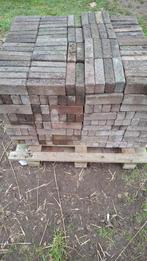 Waaltjes rood/zwart - 650 stuks (6,5 m2), Tuin en Terras, Tegels en Klinkers, Ophalen, Gebruikt, Klinkers, 5 tot 10 m²