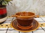 Vintage Boch Belgium bruine soepkom met schotel, Ophalen of Verzenden