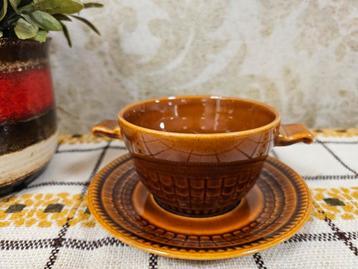Vintage Boch Belgium bruine soepkom met schotel  beschikbaar voor biedingen