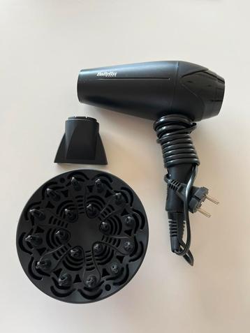 Föhn van babyliss beschikbaar voor biedingen