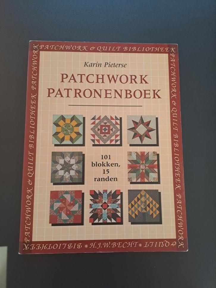 Karin Pieterse - Patchwork patronenboek, Boeken, Hobby en Vrije tijd, Zo goed als nieuw, Borduren en Naaien, Ophalen