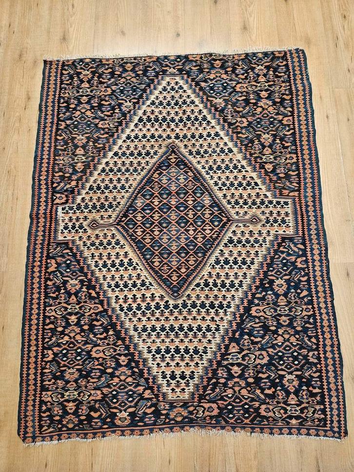 Vintage handgeweven perzische senneh kelim 143x104, Huis en Inrichting, Stoffering | Tapijten en Kleden, Gebruikt, 100 tot 150 cm