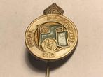 Metalen REAL SANTANDER SD VOETBALCLUB Speld (Wit/Groen)., Verzenden, Zo goed als nieuw, Sport, Speldje of Pin