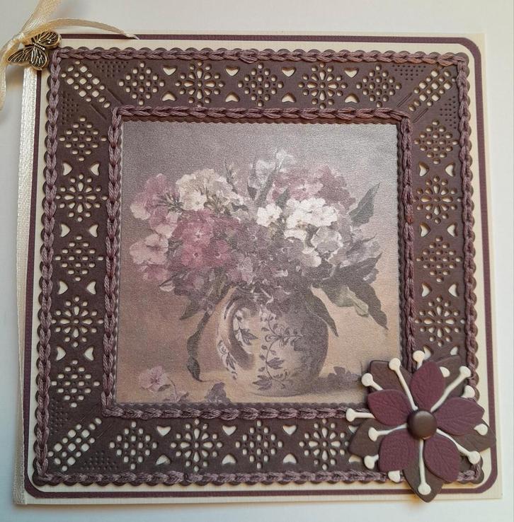 Bosje bloemen, met gehaakte rand, Hobby en Vrije tijd, Kaarten | Zelfgemaakt, Zo goed als nieuw, Ophalen of Verzenden