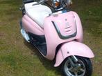 Roze retro scooter 2017, Ophalen of Verzenden, Zo goed als nieuw, Overige merken