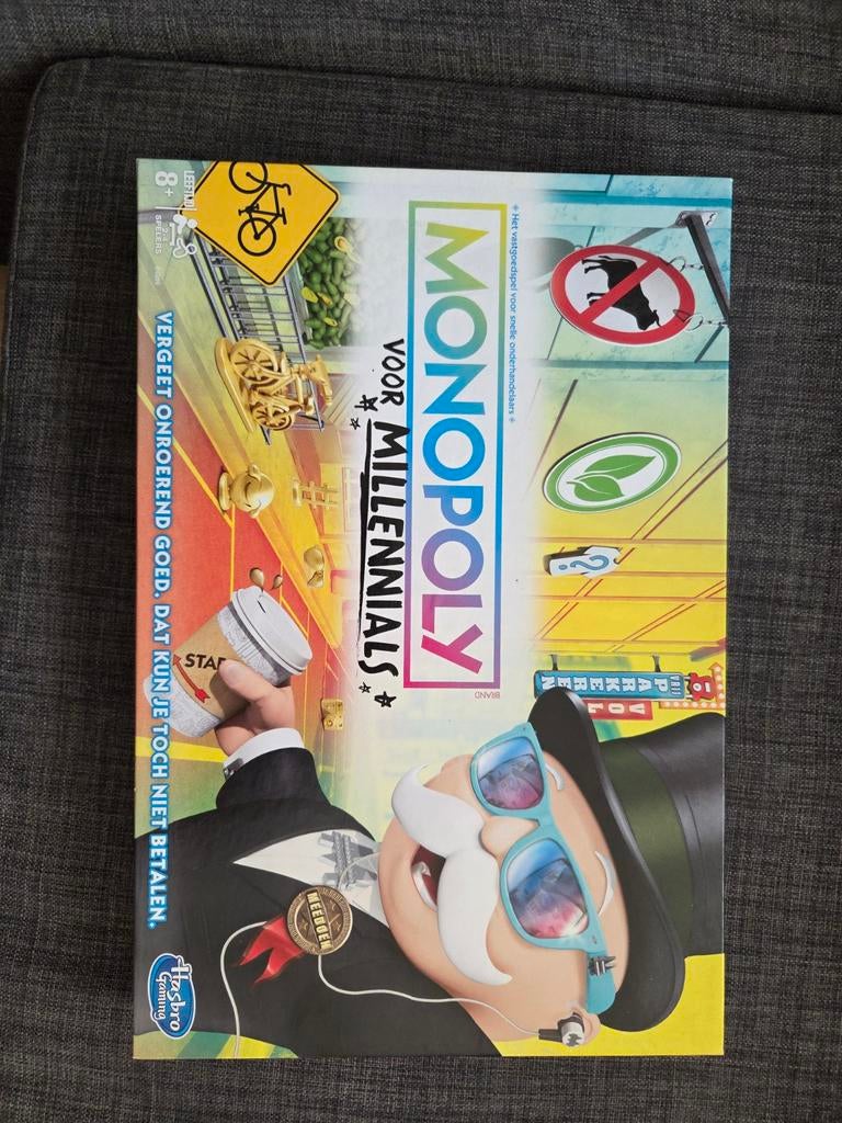 Monopoly Millennials - Zo goed als nieuw!, Vijf spelers of meer, Ophalen of Verzenden, Zo goed als nieuw, Hasbro