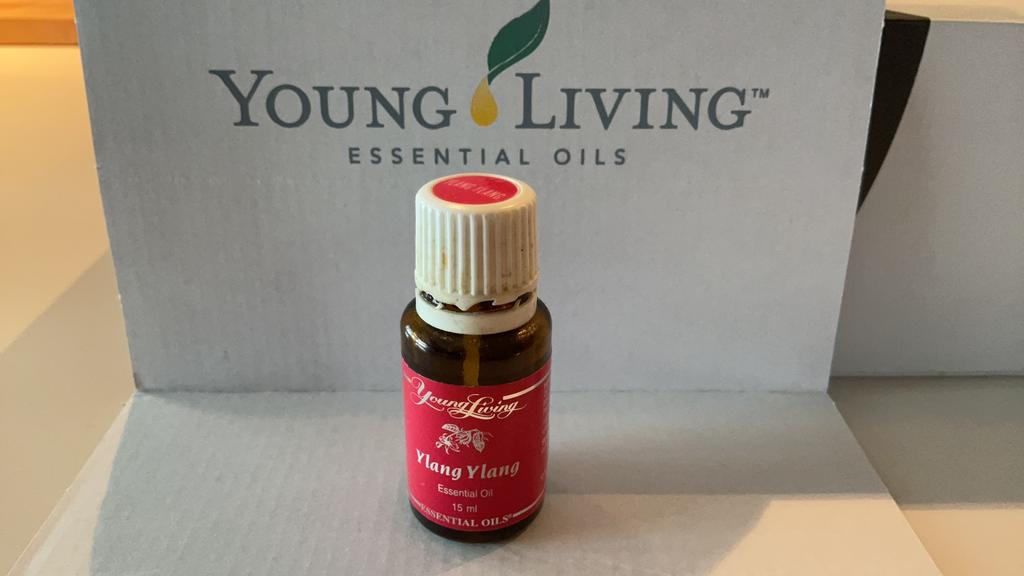 Young Living Ylang Ylang 15 ml 1/3 vol, Ophalen of Verzenden, Gebruikt, Aroma