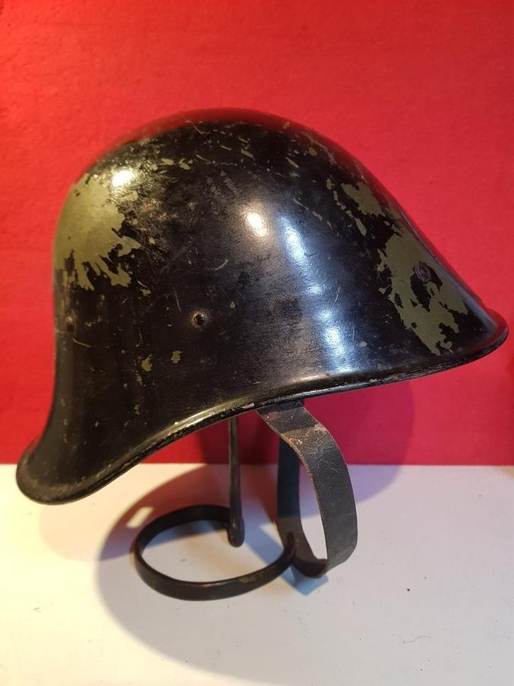 nederlands vooroorlogs leger M34 helm ww2 wo2, Verzamelen, Militaria | Tweede Wereldoorlog, Helm of Baret, Nederland, Ophalen of Verzenden