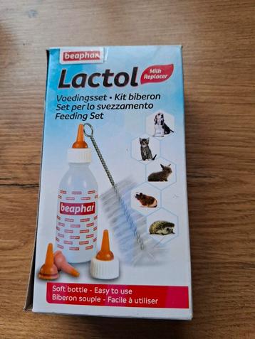 Beaphar Lactol Voedingsset  beschikbaar voor biedingen
