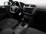 Volkswagen Tiguan 1.4 TSI Comfortline Business R 6-Bak | PAN, Voorwielaandrijving, 4 cilinders, Met garantie (alle), Alcantara