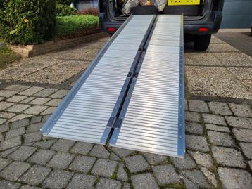 Oprijplaat / oprijplaten - ca. 250x70cm inklapbaar beschikbaar voor biedingen