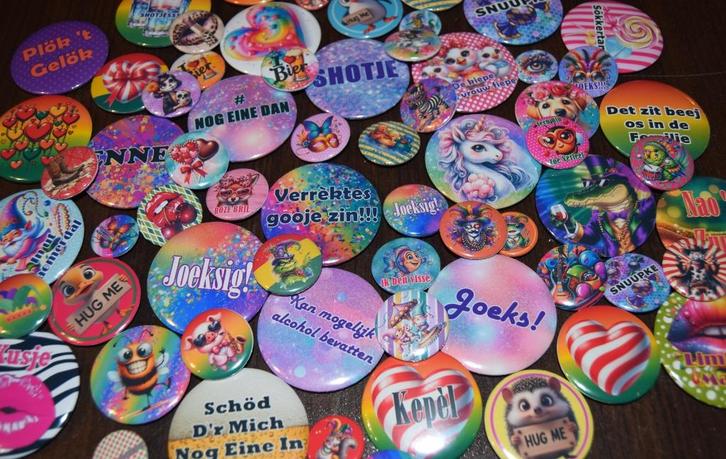 buttons 11de van de 11de carnaval vasteloavend feestje NIEUW, Hobby en Vrije tijd, Feestartikelen, Nieuw, Feestartikel, Carnaval