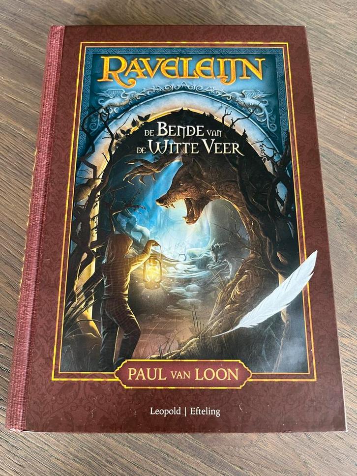 Raveleijn: De Bende van de Witte Veer - Paul van Loon, Boeken, Kinderboeken | Jeugd | 10 tot 12 jaar, Zo goed als nieuw, Ophalen of Verzenden