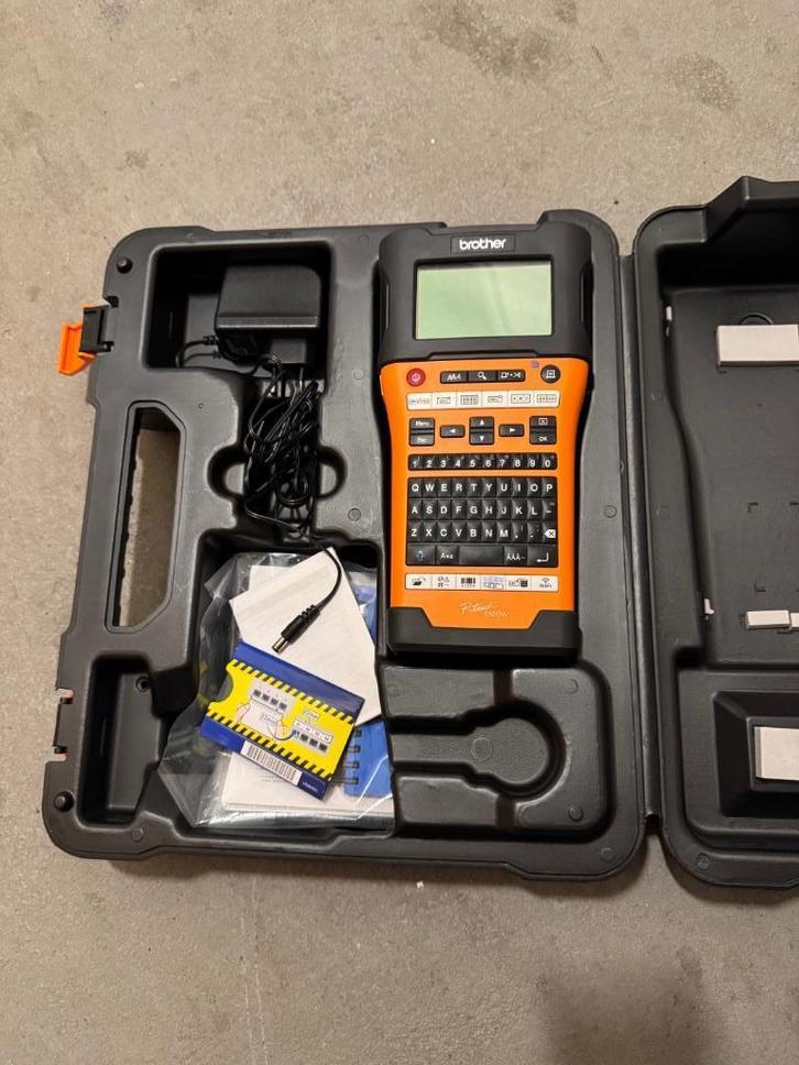 Brother P-Touch Professionele Labelprinter – Nieuw, Computers en Software, Labelprinters, Nieuw, Qwerty, Etiket, Tape-label, Ophalen