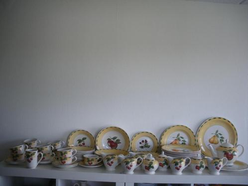 Churchill Summerset servies, Huis en Inrichting, Keuken | Servies, Zo goed als nieuw, Bord(en), Overige stijlen, Porselein, Ophalen of Verzenden