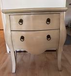 Leuk crèmekleurig oud gemeleerd buikkastje, Huis en Inrichting, Kasten | Ladekasten, Ophalen, 1 of 2 laden, 50 tot 100 cm, Zo goed als nieuw