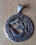 Ohm teken in zilver ketting hanger Tibet Nepal, Antiek en Kunst, Ophalen of Verzenden