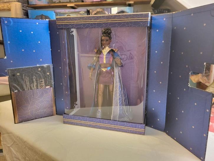 Black Phanter Wakanda Shuri Limited edition doll, Verzamelen, Disney, Nieuw, Beeldje of Figuurtje, Overige figuren, Ophalen of Verzenden