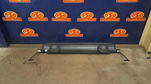 Scania Subwoofer + versterker + steunen origineel, Auto-onderdelen, Vrachtwagen-onderdelen, Scania, Interieur en Bekleding, Gebruikt