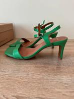Tango groene dansschoenen met hak. Maat 38., Kleding | Dames, Schoenen, Ophalen, Zo goed als nieuw, Groen, Sandalen of Muiltjes