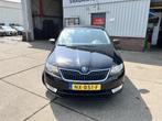 Skoda Rapid Spaceback 1.2 TSI Greentech Comfort, Auto's, Skoda, Stof, Gebruikt, Euro 6, Zwart