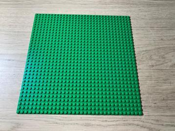 Lego Grondplaat Groen beschikbaar voor biedingen
