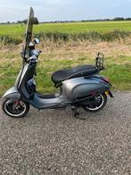 Vespa sprint 2017, Fietsen en Brommers, Scooters | Vespa, Ophalen, Gebruikt, Vespa S, Benzine