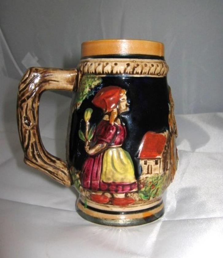 Bierkruik Bierpul - Leuk gedecoreerd keramiek bierkruikje me, Antiek en Kunst, Curiosa en Brocante, Ophalen