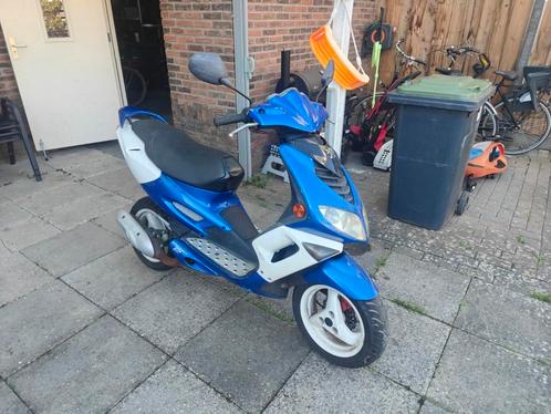 Scooter Peugeot speedfight 2 speedfight2 a.c., Fietsen en Brommers, Scooters | Peugeot, Gebruikt, Speedfight, Maximaal 45 km/u