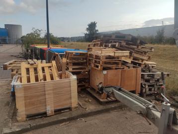 Gratis hout af te halen in hendrik ido ambacht  beschikbaar voor biedingen