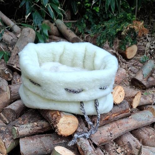 Wollen Afscheids-Buidel, Dieren en Toebehoren, Kattenmanden, Nieuw, Wol, Ophalen of Verzenden