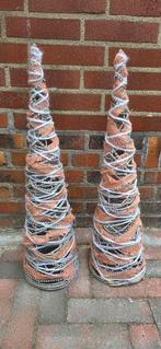 Piramides 2 stuks kerst, Ophalen