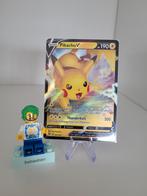 Pikachu V (VIV 43) Battle Academy stamp, Ophalen of Verzenden, Zo goed als nieuw, Losse kaart, Foil