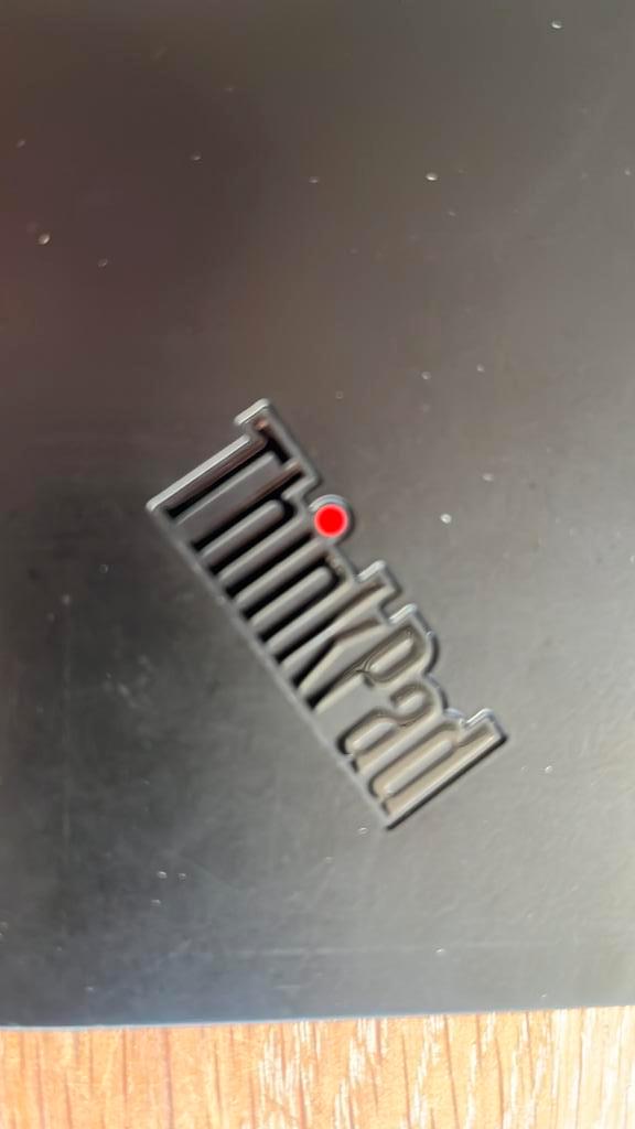 Gezocht: defecte Lenovo P1 gen1 voor toetsenbord onderdeel, Computers en Software, Windows Laptops, Niet werkend, 15 inch, 2 tot 3 Ghz