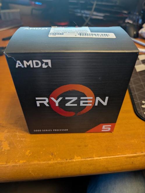 AMD Ryzen 5 5600X, Computers en Software, Processors, Zo goed als nieuw, Ophalen of Verzenden