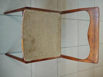 2 eetkamerstoelen Louis van Teeffelen voor AwA Holland beschikbaar voor biedingen