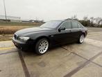 BMW 7-Serie 4.4 745D AUT 2006 Youngtimer | getuned 390PK, Auto's, BMW, Automaat, Achterwielaandrijving, 4423 cc, Zwart