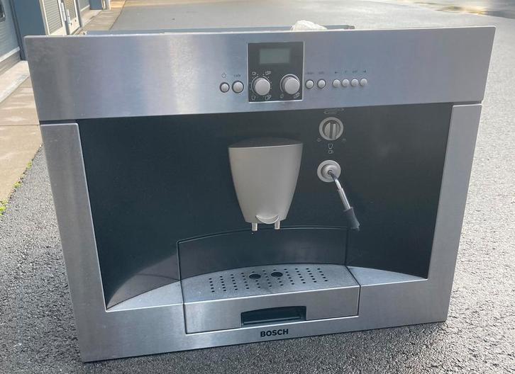 Bosch inbouw koffiemachine, Witgoed en Apparatuur, Koffiezetapparaten, Gebruikt, Koffiebonen, Koffiemachine, Stoompijpje, Ophalen