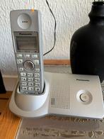 Huistelefoon set 3 -delig Panasonic nieuwwaarde 100 euro, Gebruikt, Ophalen, 3 handsets